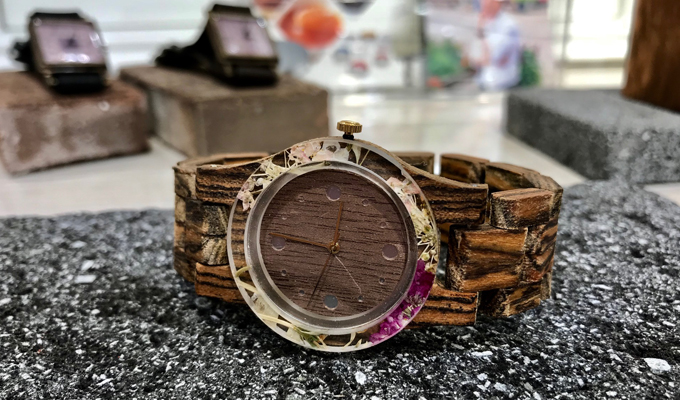 押花木製腕時計